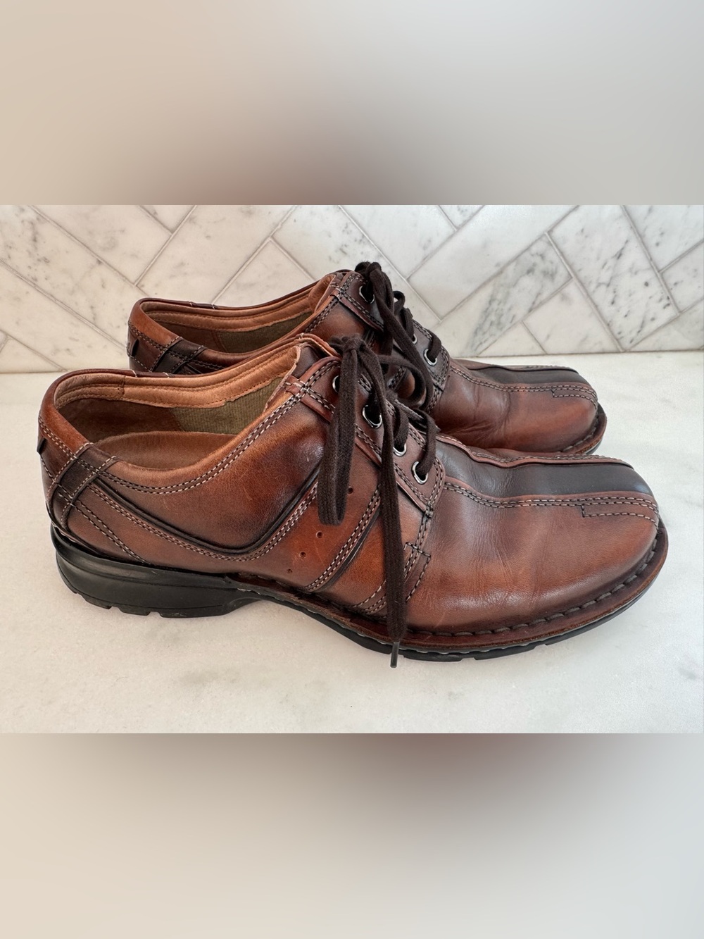 Clarks Men's Brown Leather Lace-Up shoe size 11